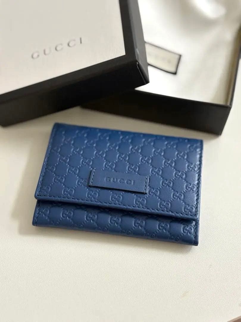 【美品・GUCCI】グッチ　マイクログッチシマ　カードケース　名刺入れ　ブルー
