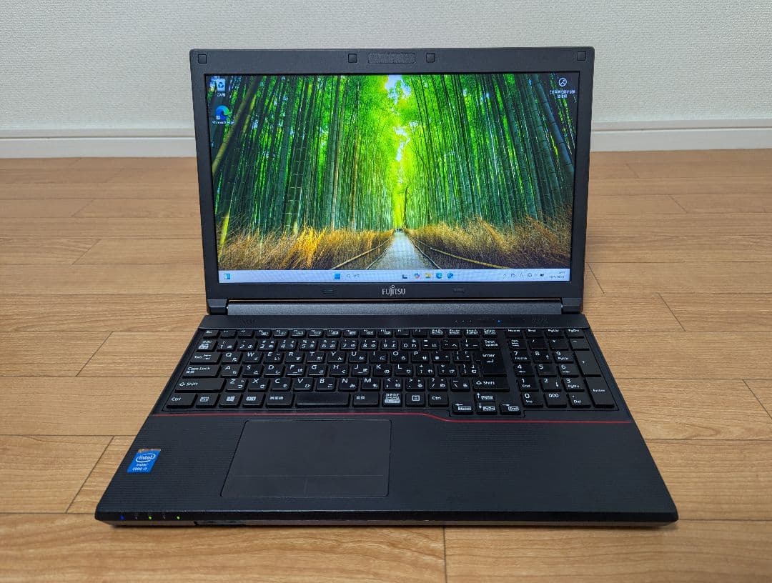 ノートパソコン lifebook windows11