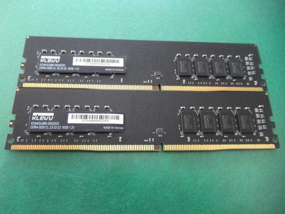 KLEVV メモリ PC4-25600 DDR4 3200 32GB(16×2)