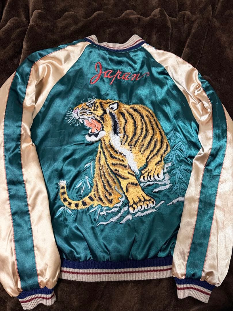 美品 ２面用 テーラー東洋 虎 日本限定 スカジャン サテン vintage