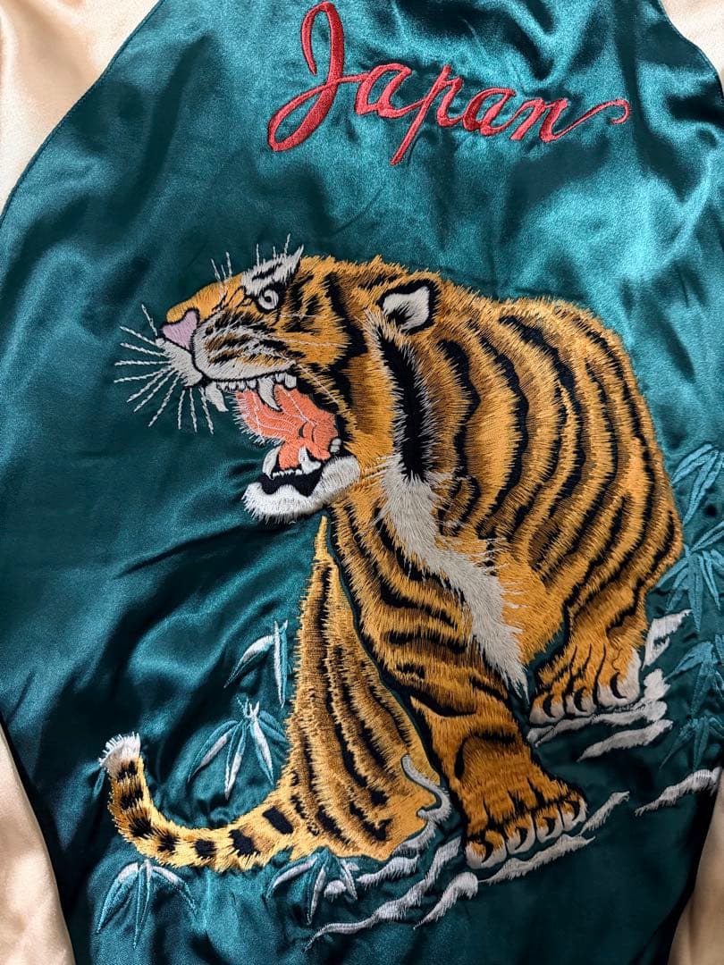 美品 ２面用 テーラー東洋 虎 日本限定 スカジャン サテン vintage