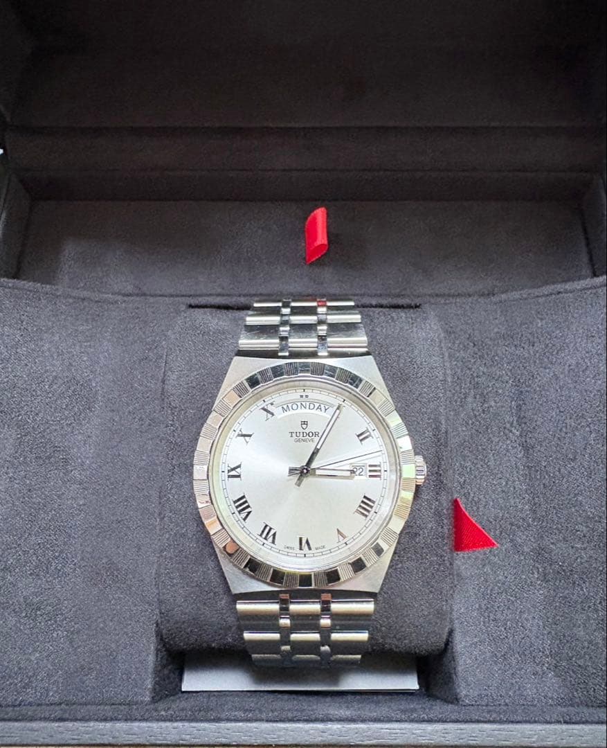 TUDOR ロイヤル　チューダー