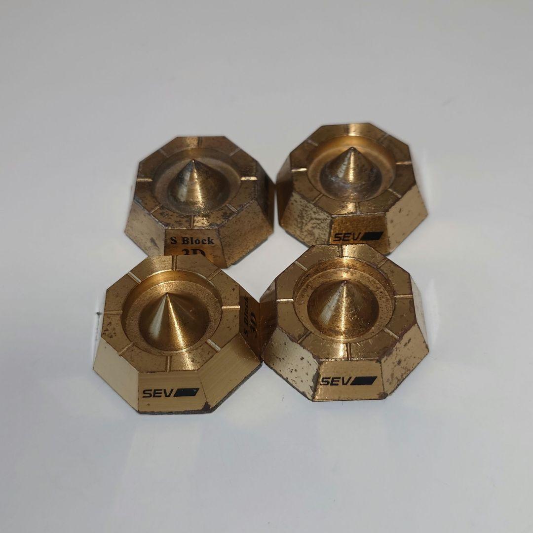 SEV S ブロック 3D