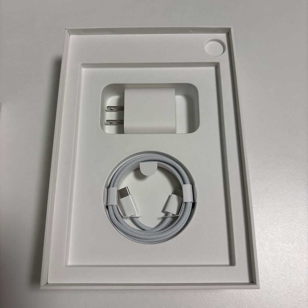 iPad mini 7 128GB スターライト Wi-Fiモデル