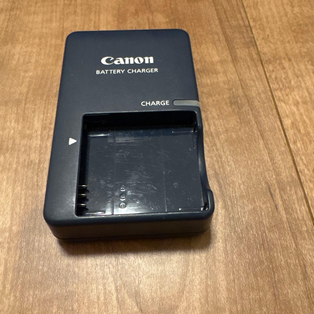 稼働品Canon IXY 410F シルバー ケース付