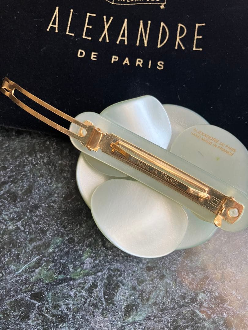 極美品　アレクサンドルドゥパリ　カメリア　バレッタ