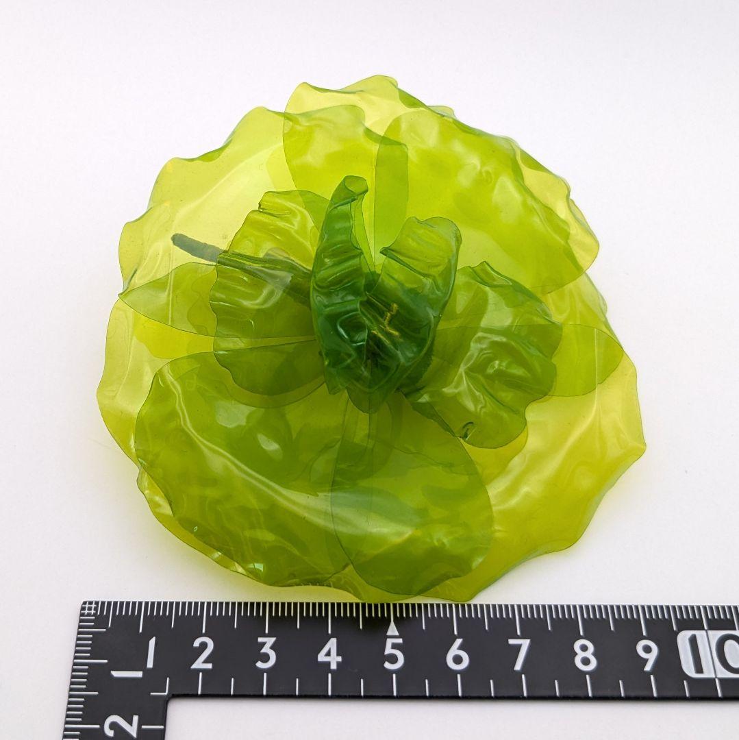 シャネル CHANEL カメリア プラスチック ブローチ コサージュ 箱付
