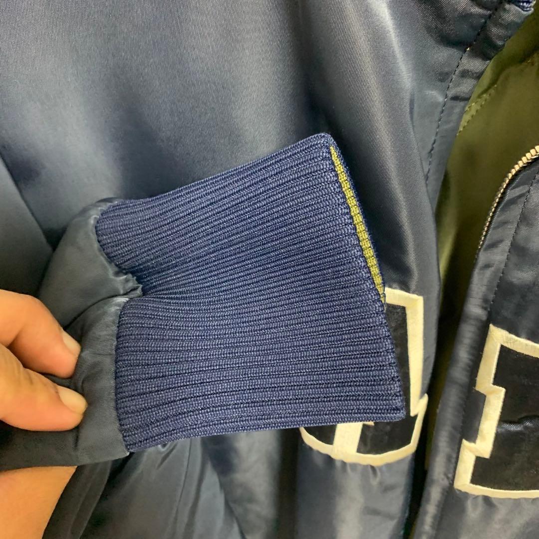 【美品】A BATHING APE（ア・ベイシング・エイプリバーシブルスカジャン