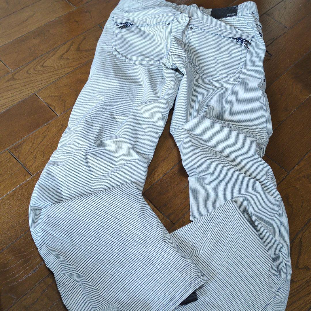 thirtytwo スノーボードウェア Lネイビー/ブラック　上下　セットアップ