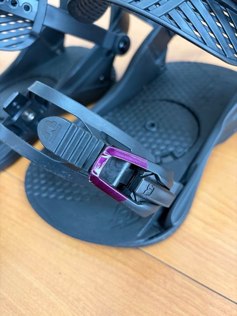 UNION スノーボードビンディング falcor