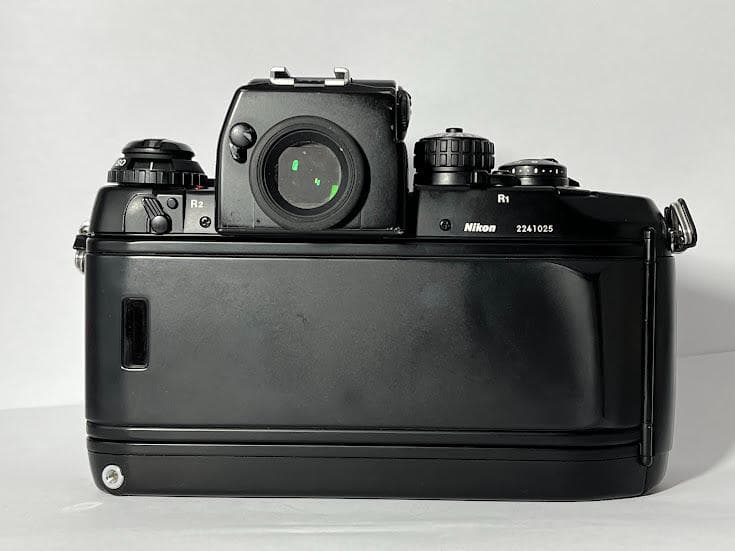 ★極上品★ ニコン NIKON F4 ボディ / ファインダー DP-20