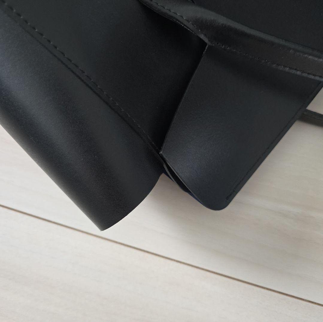 美品 バーニーズニューヨーク 黒 レザー トートバッグ