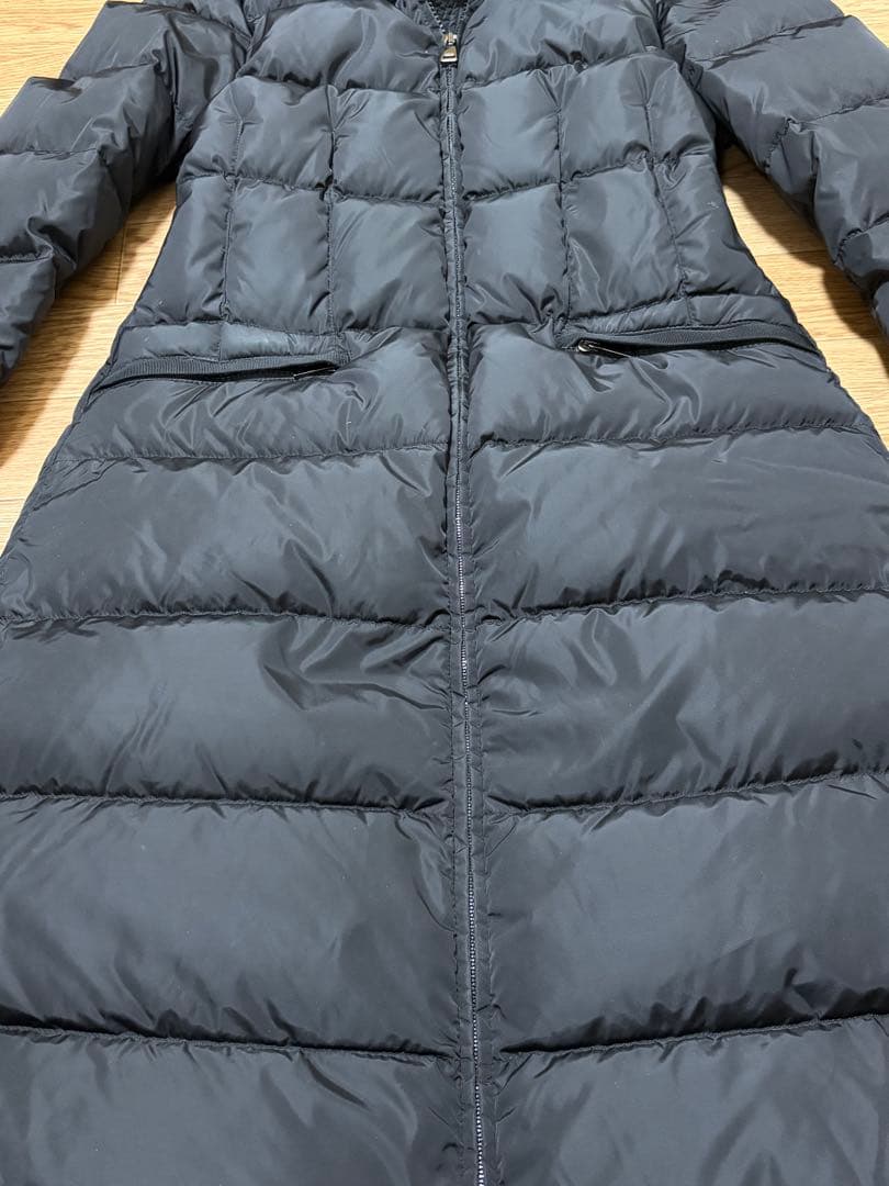 23-24AW モンクレール AVOCETTE 型番I ダウンジャケット 00