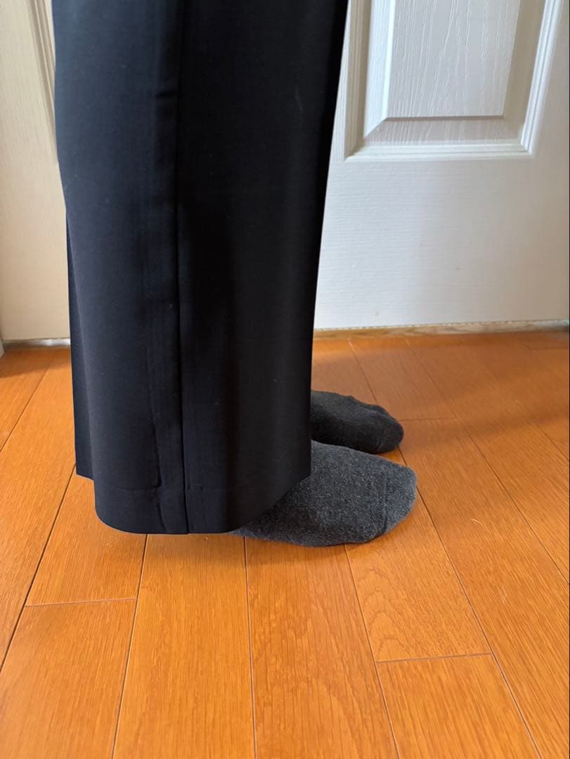 『ゆうき』セオリー　パンツスーツ　黒　4