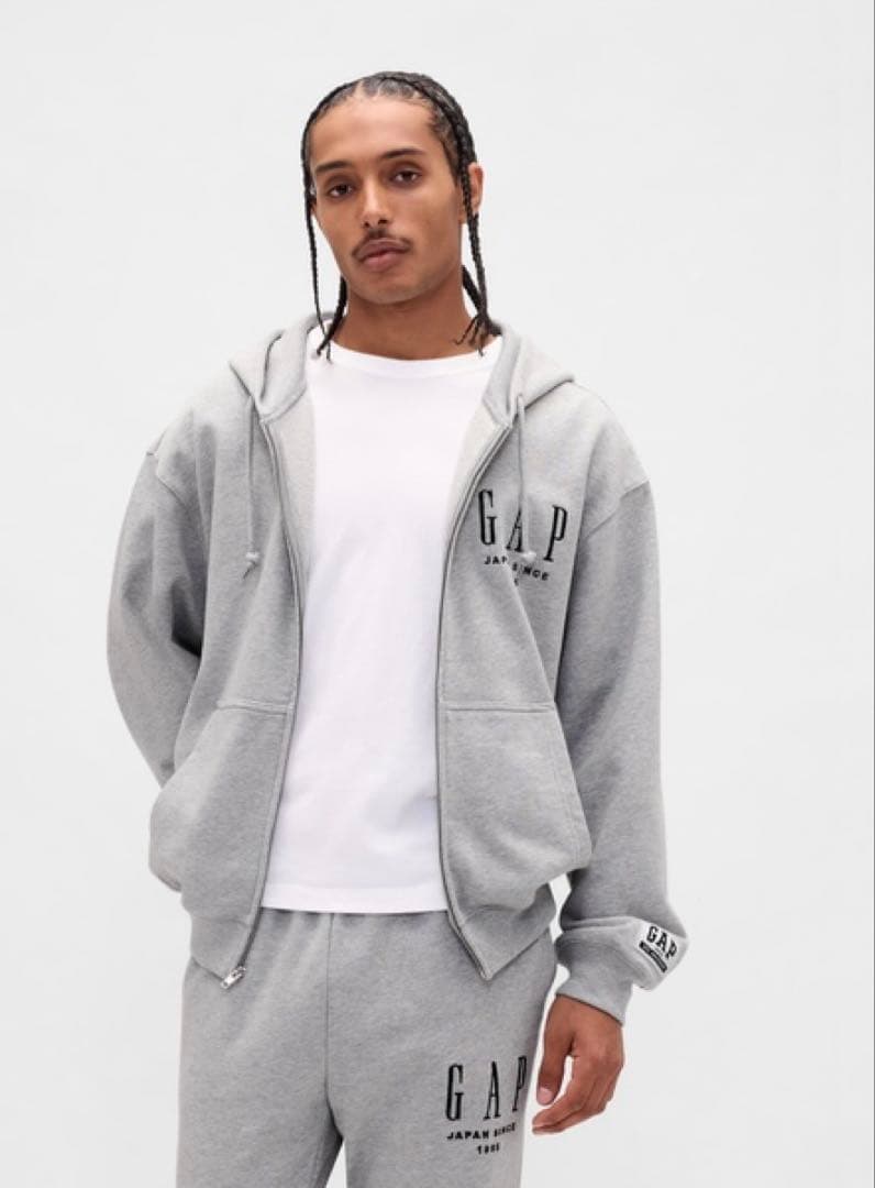 GAP 30th Anniversary パーカー グレー