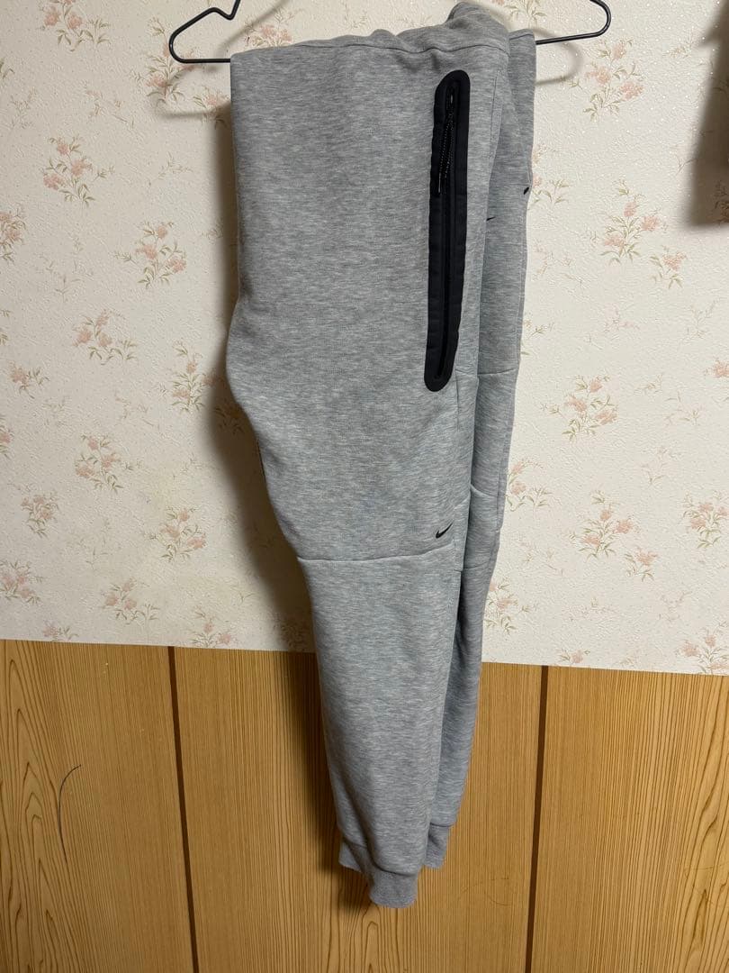 ナイキテックフリースセットアップグレー上M下L ￼