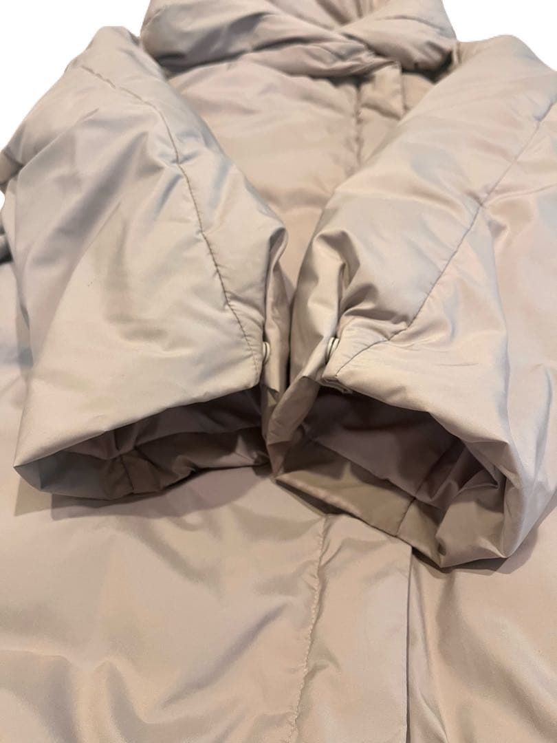 【Midi Umi】人気型 フード付きロングダウンコート　ベージュ　軽量