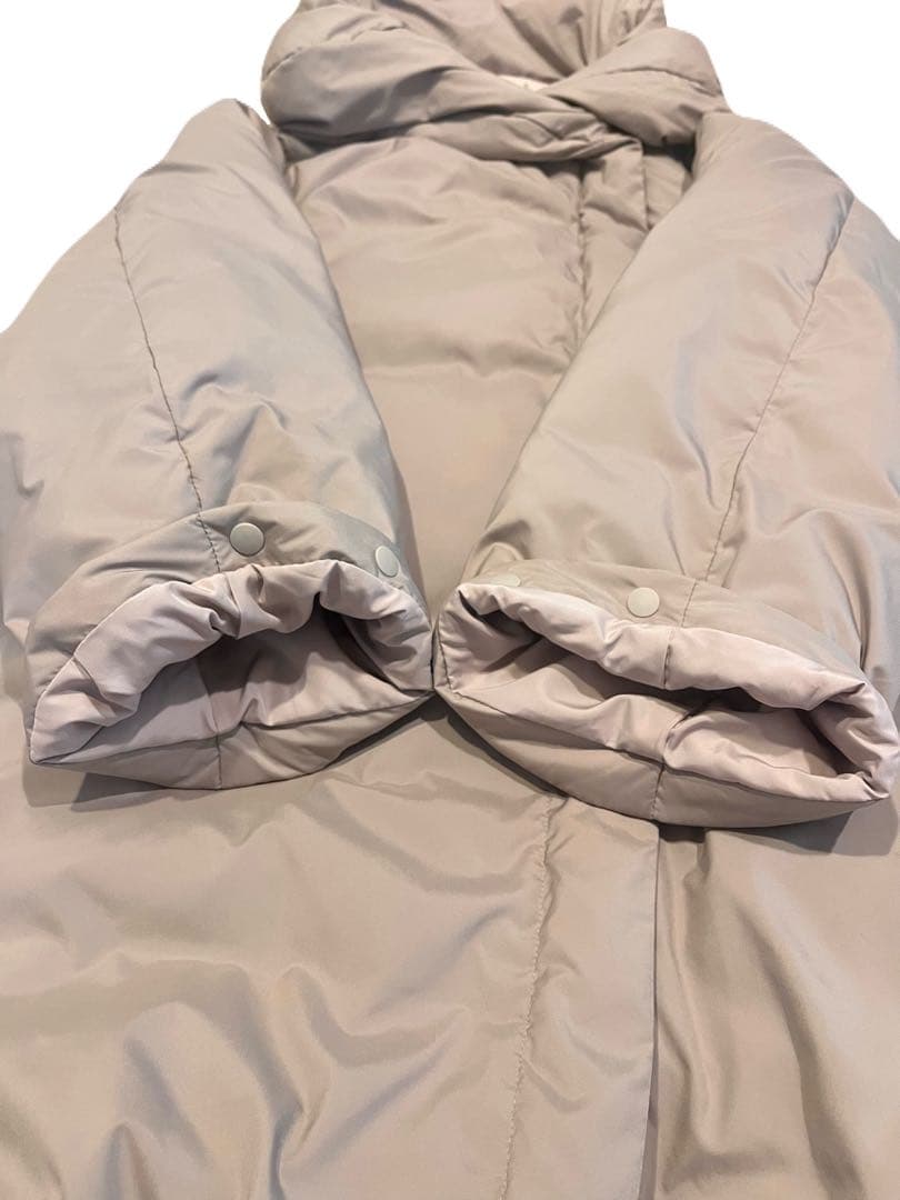 【Midi Umi】人気型 フード付きロングダウンコート　ベージュ　軽量