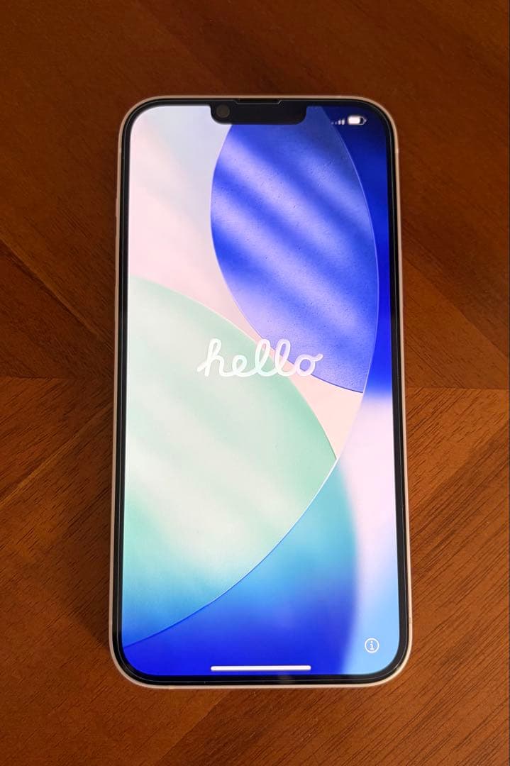 ■iPhone 14 Plus 本体 128GB 白SIMフリー ケース3個付！