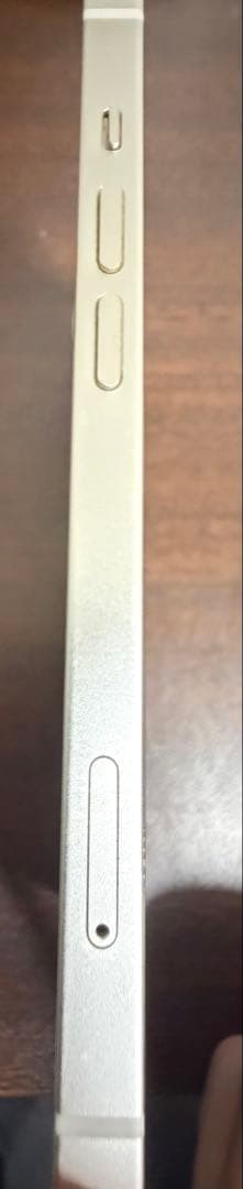 iPhone 13 本体　スターライト128GB