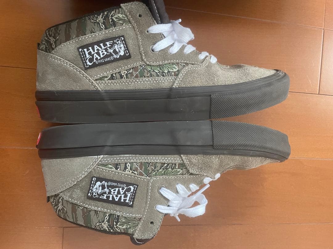 Skate Half Cab × PEDRO DELFINO 28cm