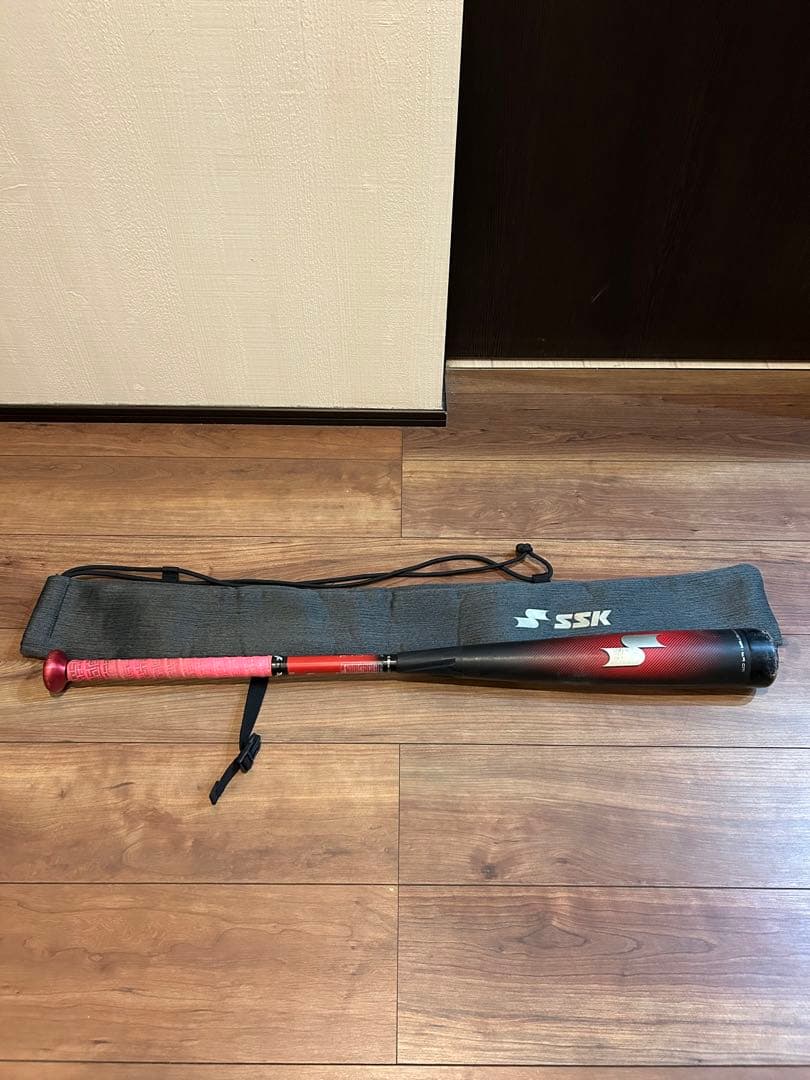 【値下げ中】SSK 軟式バット 赤黒 付属バットケース