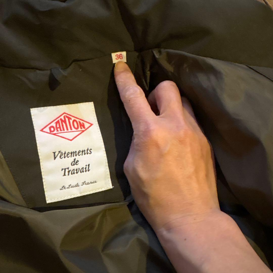 美品　36sizeダントン カーキ色ダウンジャケット