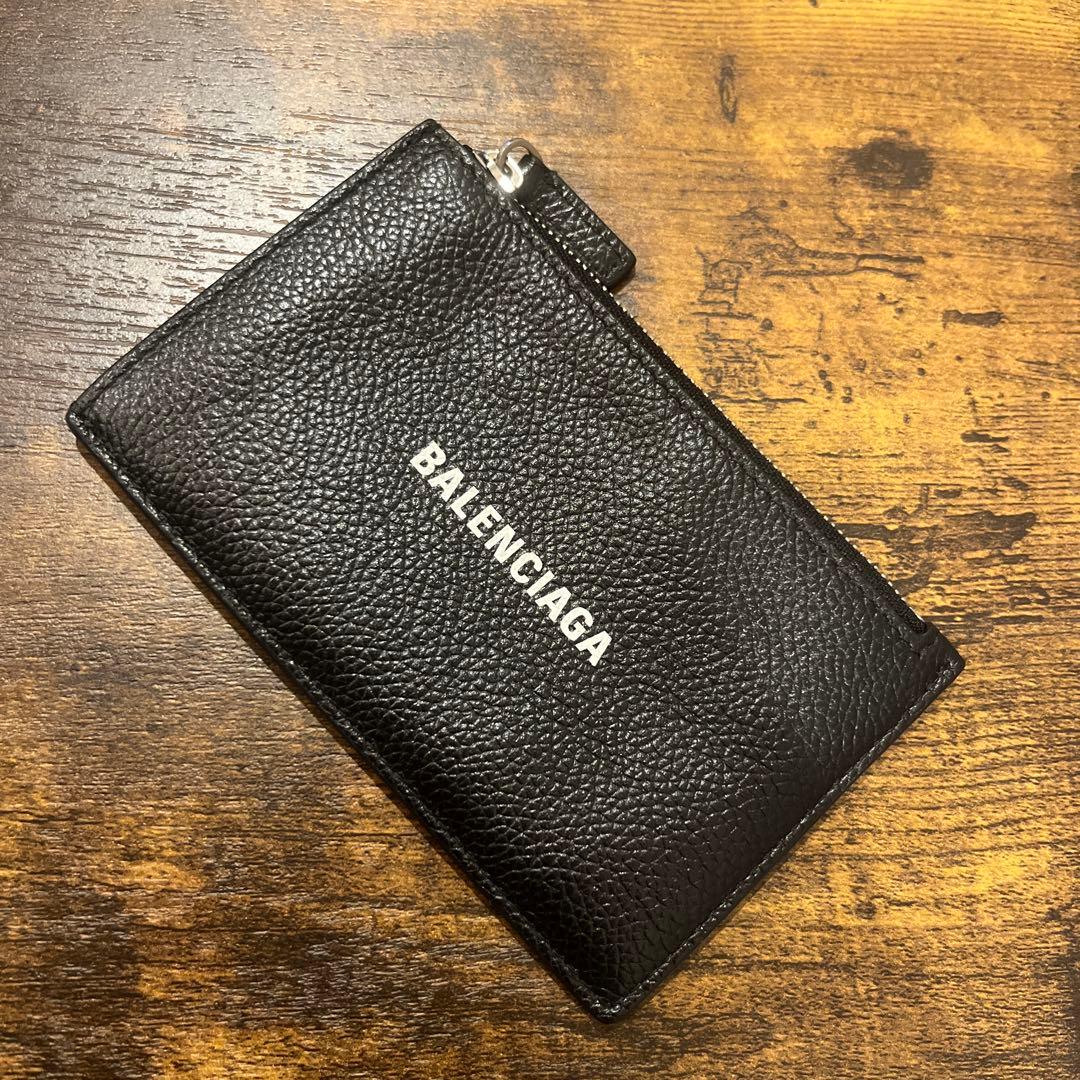 BALENCIAGA ブラック レザー ケース