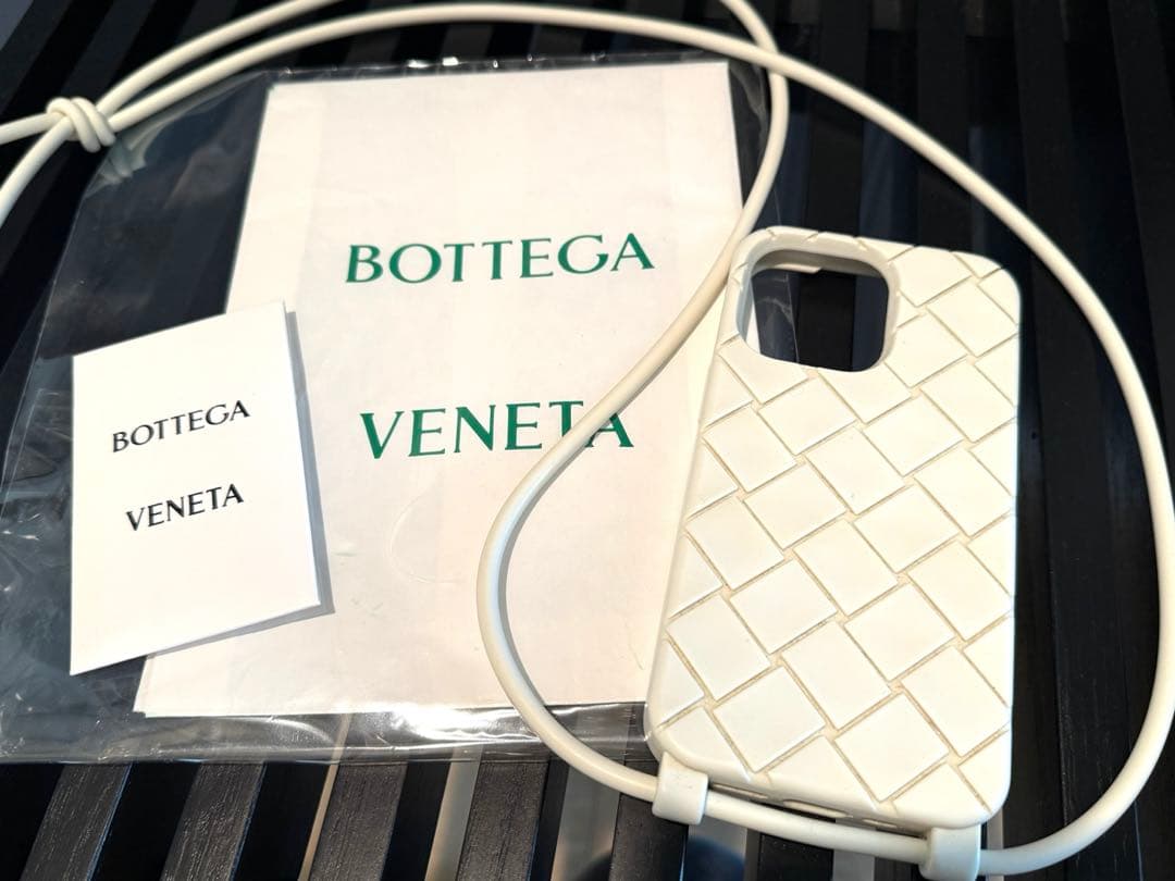 Bottega Veneta iPhone13proシリコンケース
