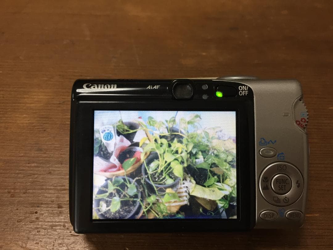 撮影画像あり 訳あり動作品　Canon　IXY DIGITAL　800IS