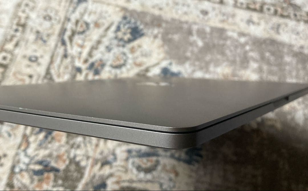 【美品】MacBookPro13 2020 32GB 512G