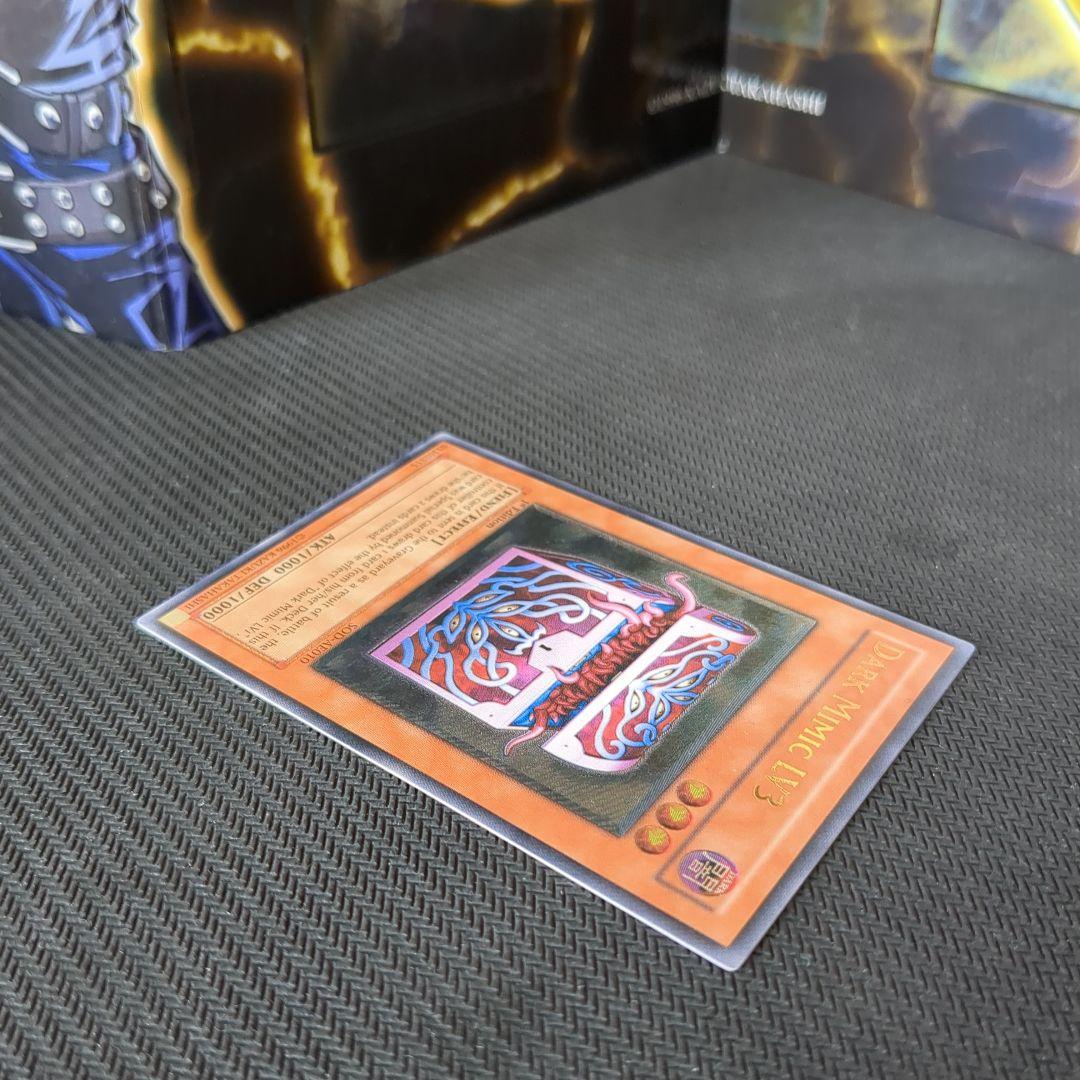 遊戯王♦️絶版旧アジア1st♦️5つ目 暗黒のミミックLV3レリーフ