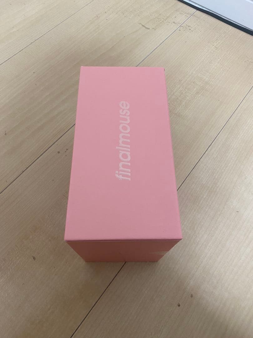 finalmouse ULX Sakura Medium本体