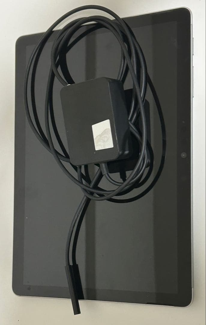 【Surface Go 4】8GB RAM・256GBストレージ・バッテリ92%