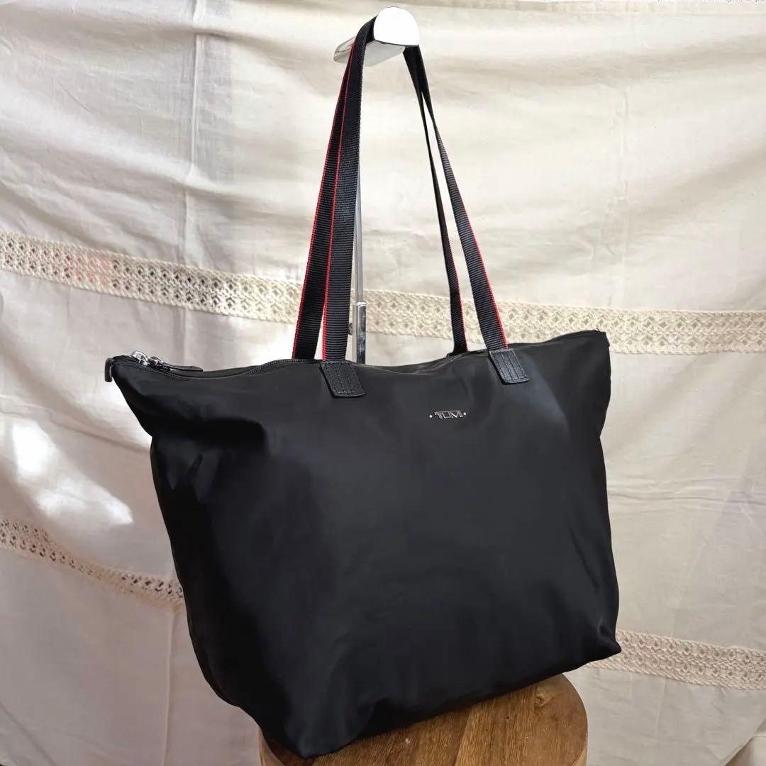 美品◯tumi ジャスト・イン・トート ブラック