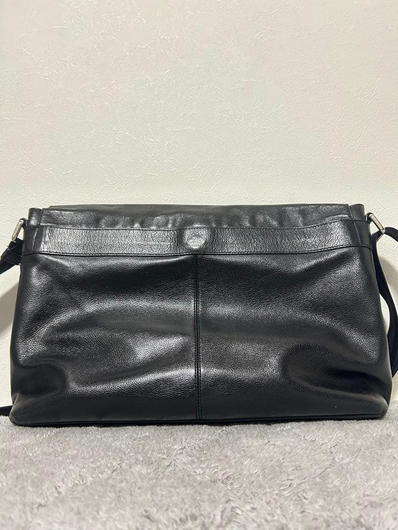 コーチ　COACH　メンズレザーメッセンジャーバッグ　ビジネスバッグ