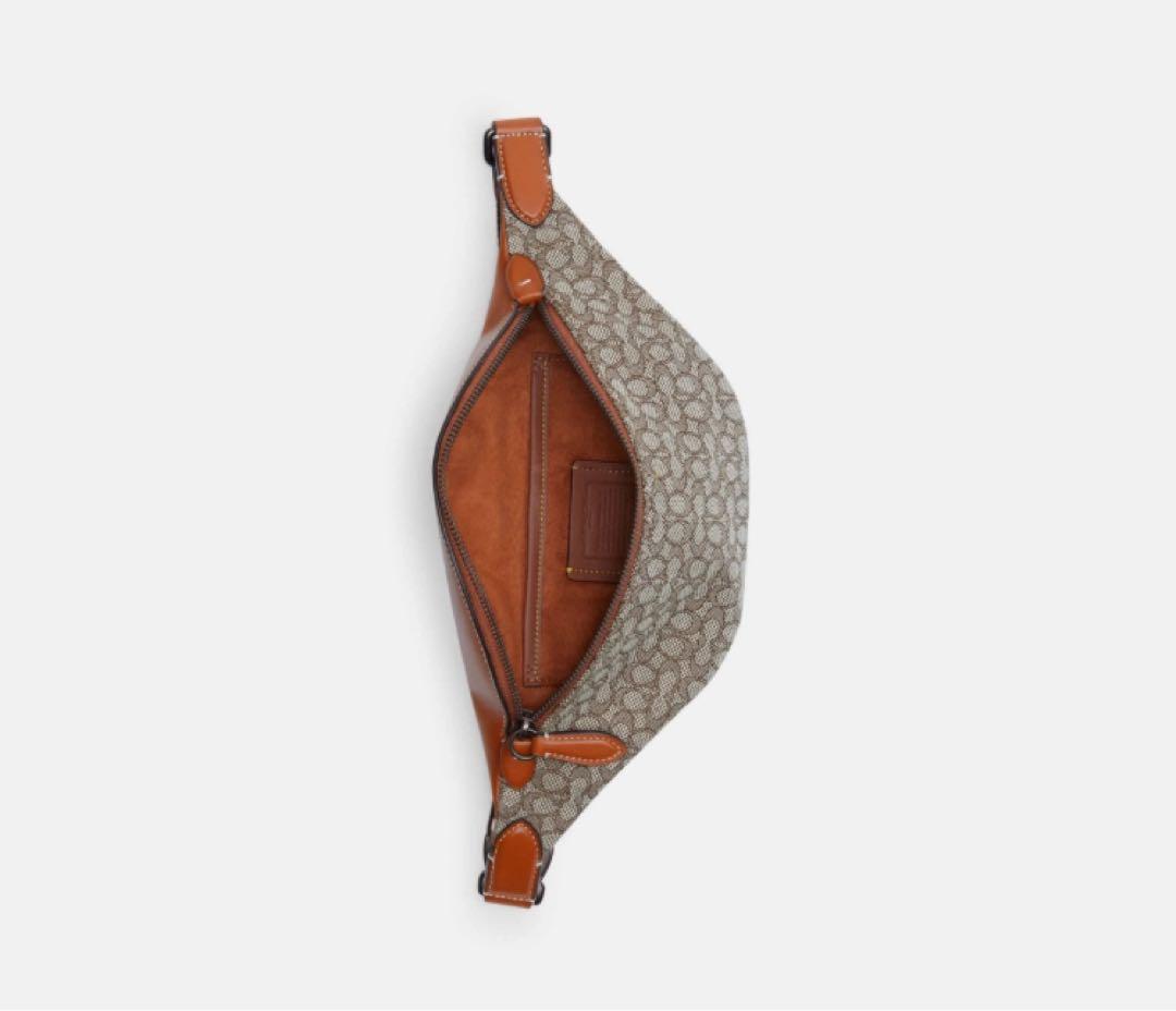 【新品】コーチ ボディバッグ　 ウエストバッグ ウエストポーチ ベルトバッグ