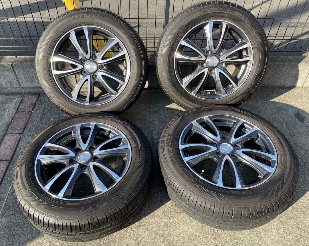 205/60R16 タイヤ・ホイールセット4本《ヴォクシー80》