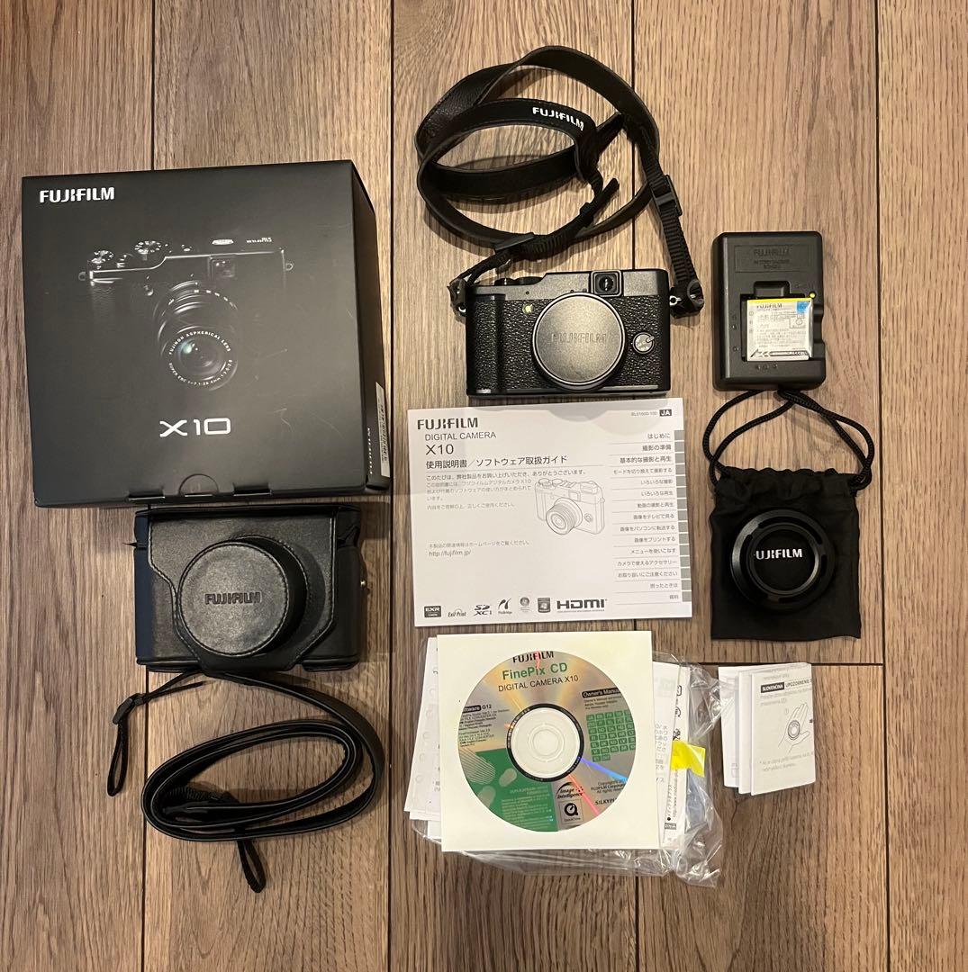 Fujifilm X10 フィルムカメラ ブラック