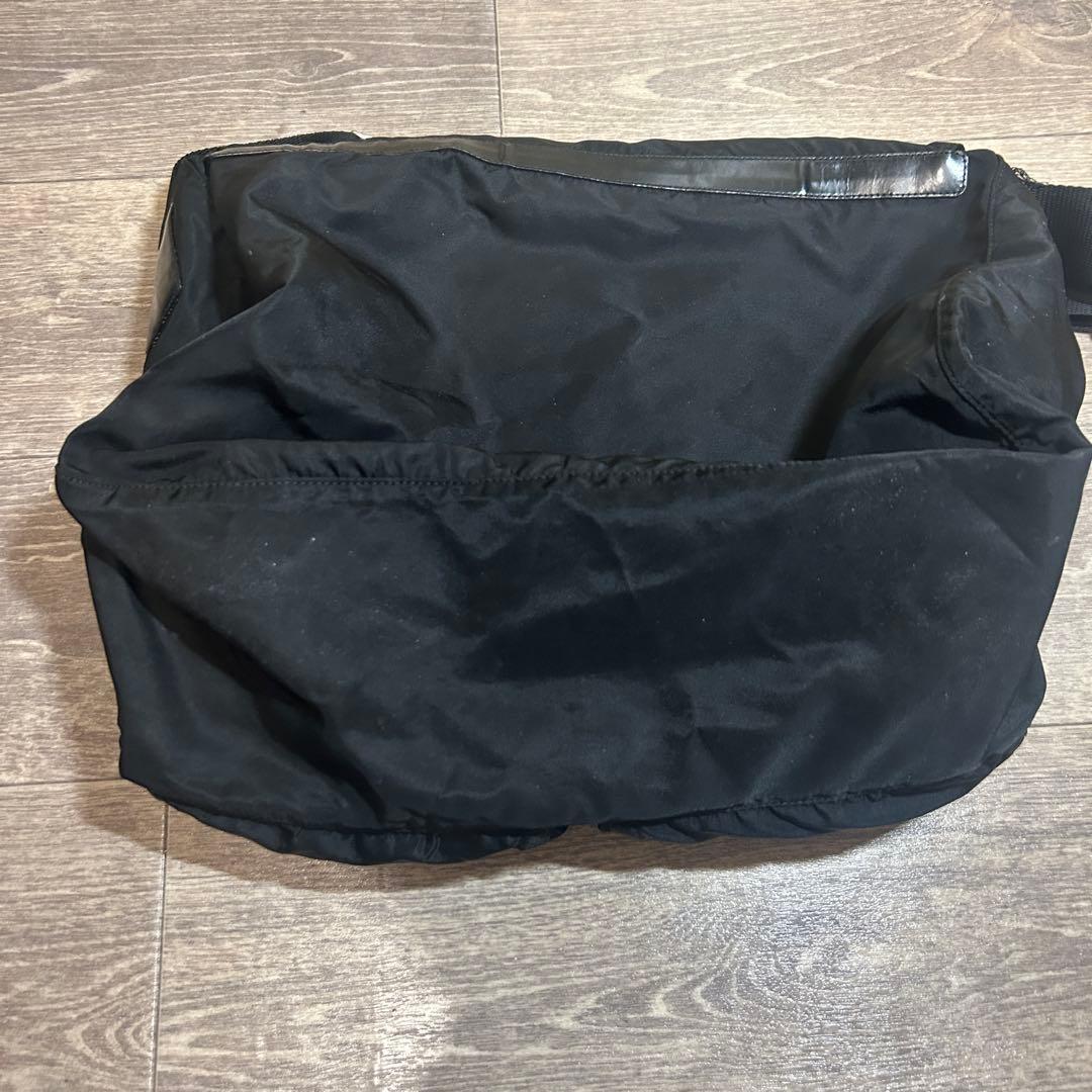 m*o様 PRADA / ナイロン　ショルダーバッグ　メッセンジャーバッグ