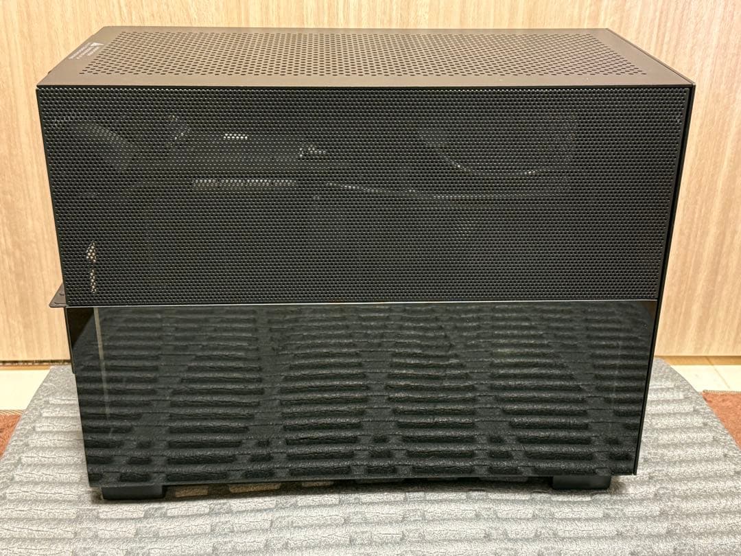 LIAN LI Q58 pcケース　リアンリ　Mini-ITX