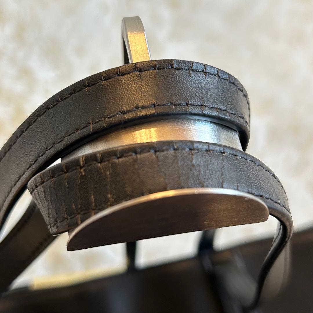 バーニーズニューヨーク　トートバッグ　レザー　金具　黒　本革　肩掛け　ブラック