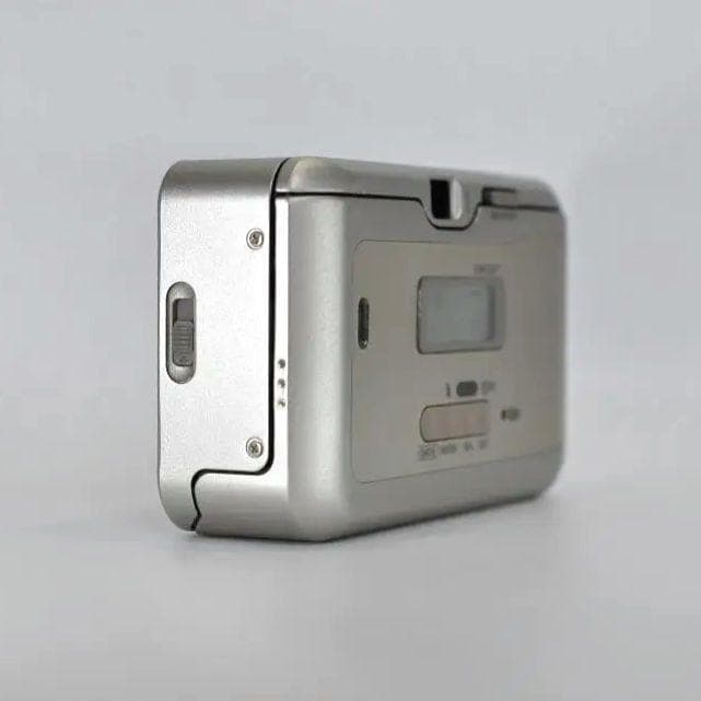 【動作ＯＫ、美品】FUJIFILM TIARA II CARDIA mini