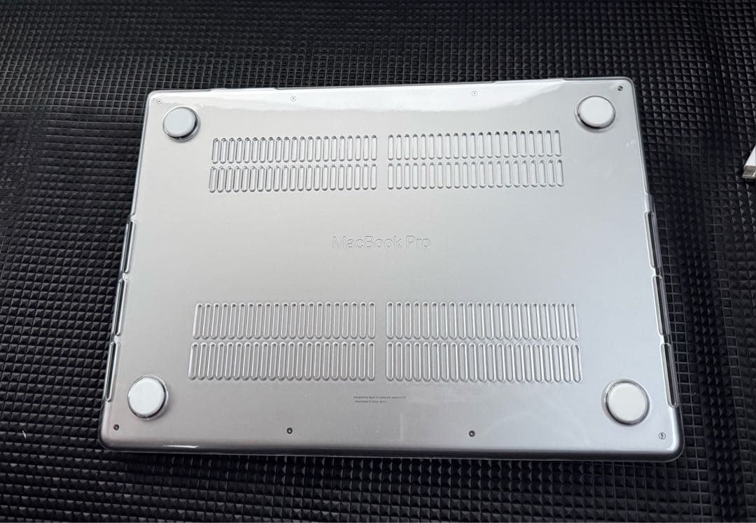 美品 MacBook Pro M4 メモリ16GB SSD512GB