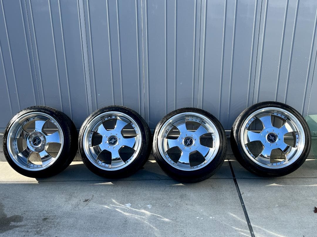 ファブレス　１９インチ　６穴　ハイエース　キャラバン