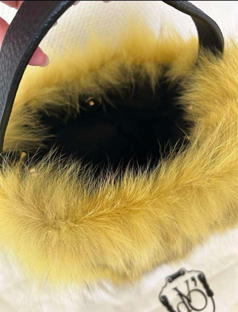 最終お値下げ✳︎新品半額✳︎ヴィオラドーロ VIRINA購入✳︎ファー　バッグ✳︎