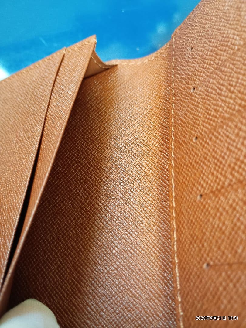 未使用【正規品】ルイヴィトン長財布 ポルトカルトクレディ モノグラム 円 長札