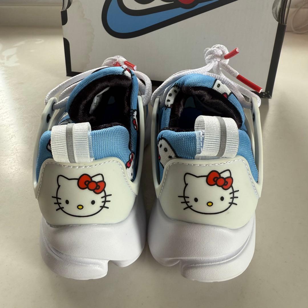 ハローキティ NIKEスニーカー 19cm 新品未使用