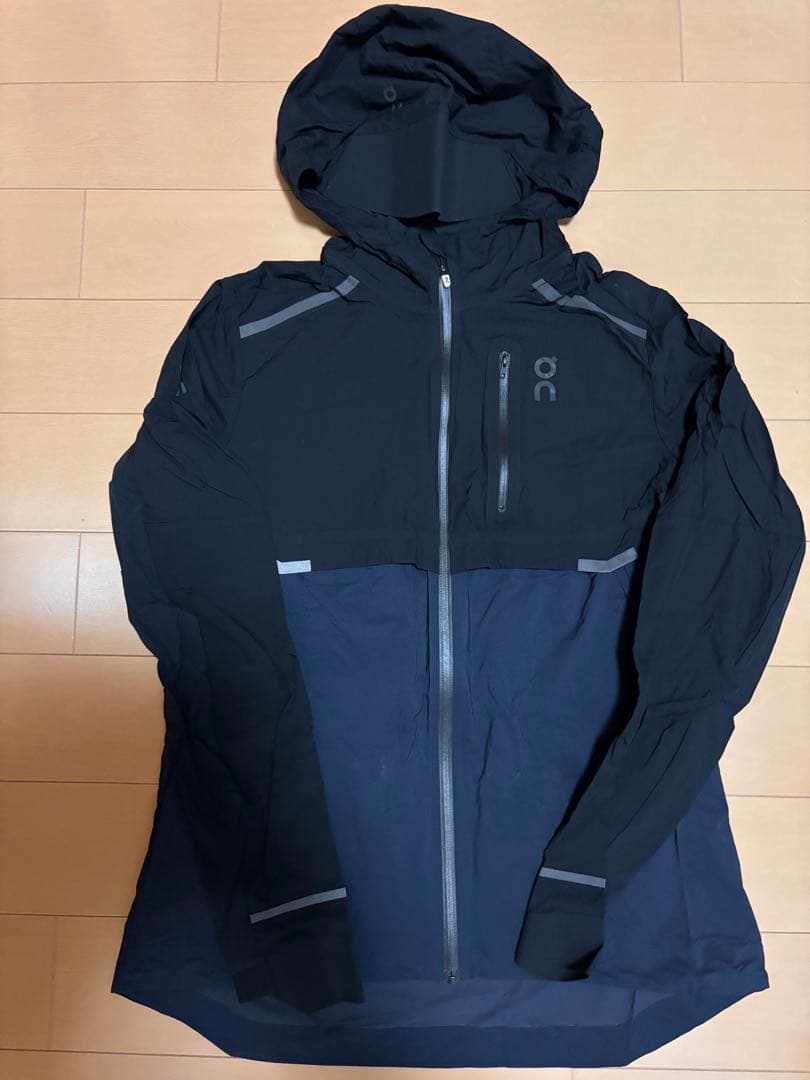 On ランニングウェア　ウェザージャケット　レディースSサイズ