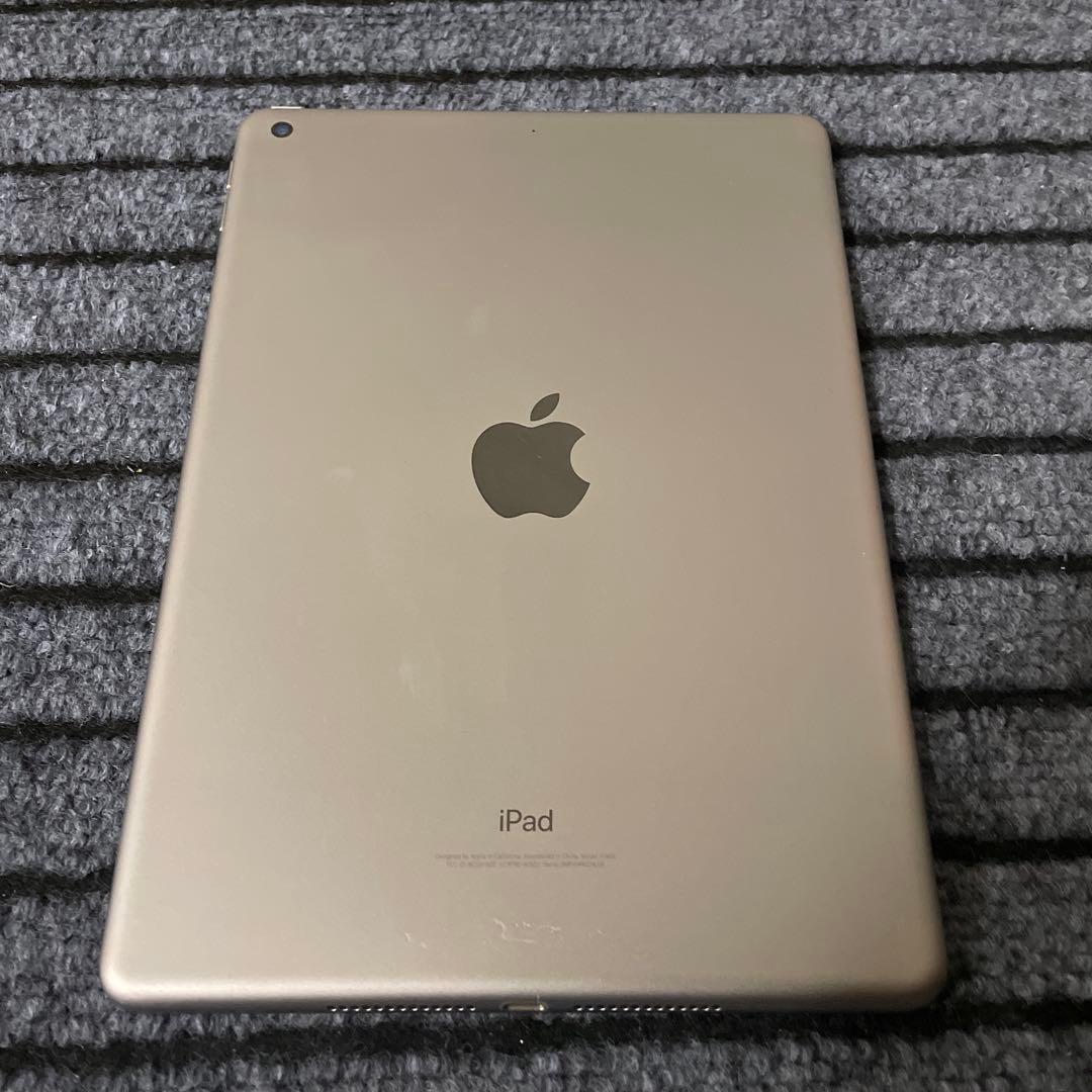 11 iPad 5世代 32GB Wi-Fi スペースグレイ